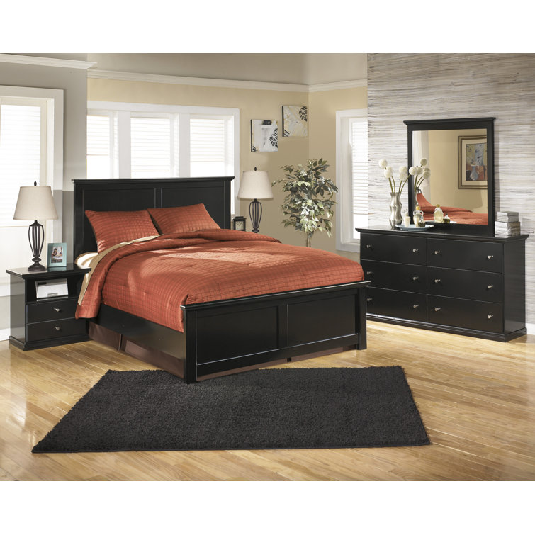Esmarelda Standard Configurable Bedroom Set